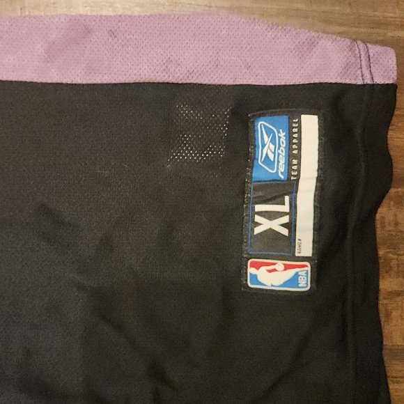 Chris Webber Sacramento Kings Jersey - Picture 2 of 4